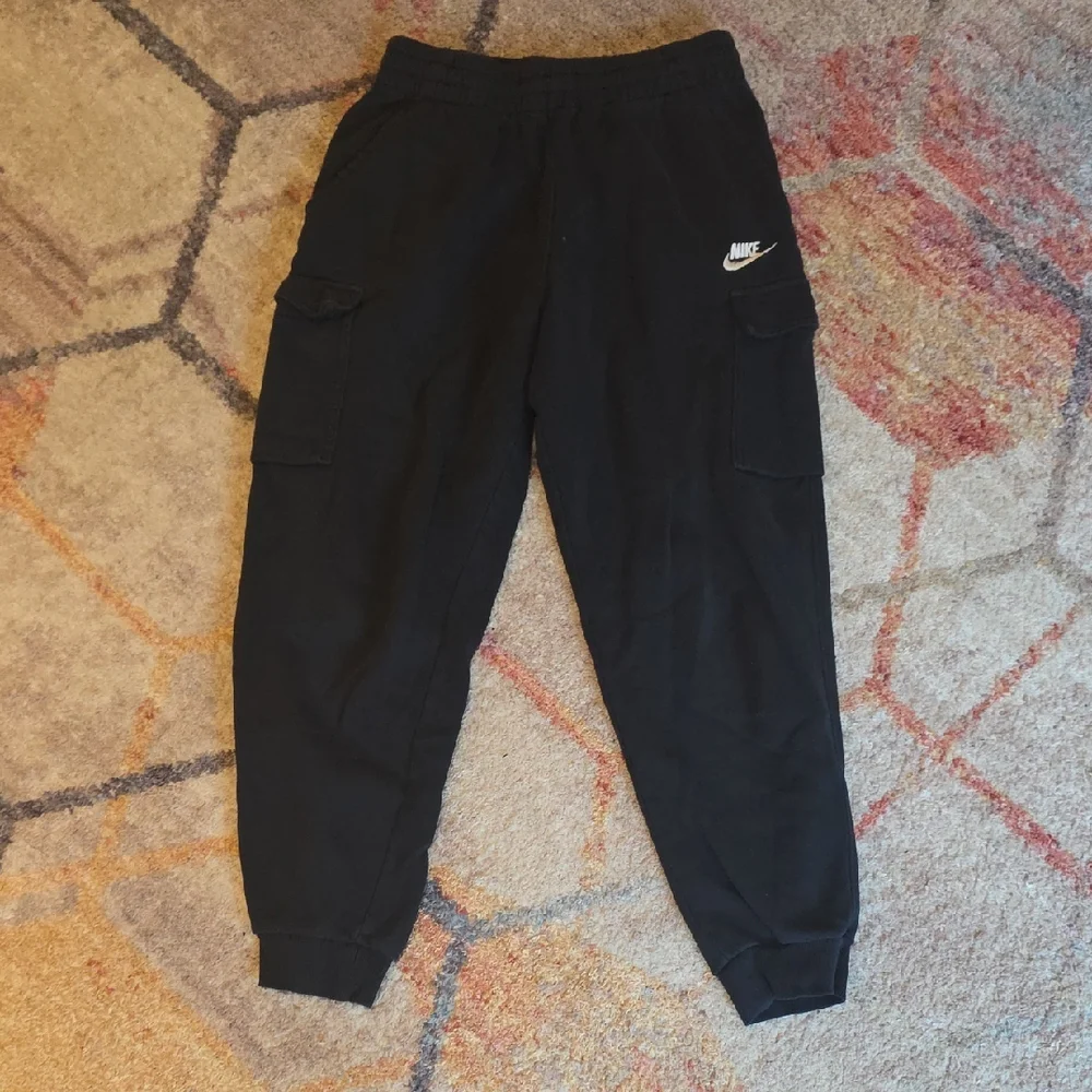 Nike Black Kids Cargo Joggers with Logo